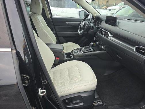 2023 Mazda CX-5 2.5 S Preferred Package