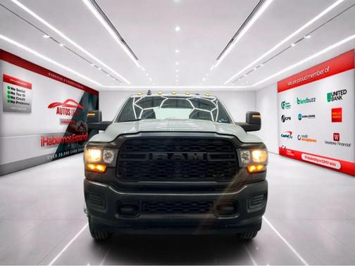 Bright White Clearcoat 2023 RAM 3500 Tradesman