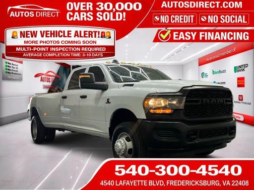 Bright White Clearcoat 2023 RAM 3500 Tradesman