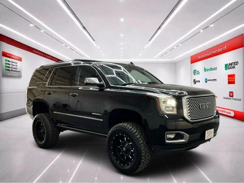 Black 2019 GMC Yukon Denali