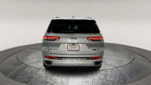 2022 Jeep Grand Cherokee L Overland