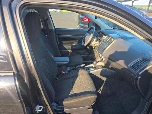 2024 Mitsubishi Outlander Sport ES