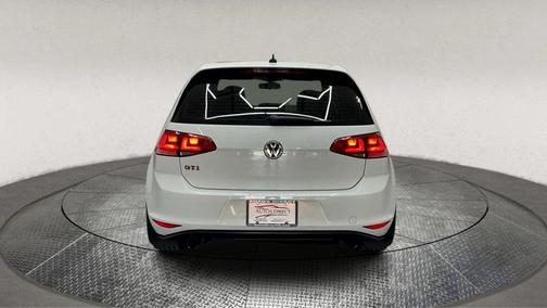 2017 Volkswagen Golf GTI Sport 4-Door