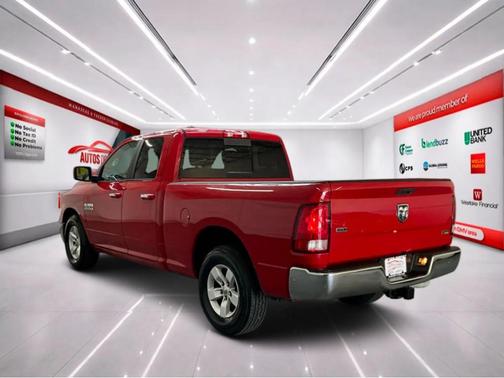 Flame Red Clearcoat 2017 RAM 1500 SLT