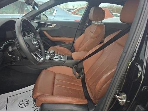 2024 Audi A4 45 S line quattro Premium