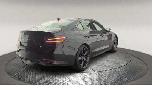 2023 Genesis G70 3.3T
