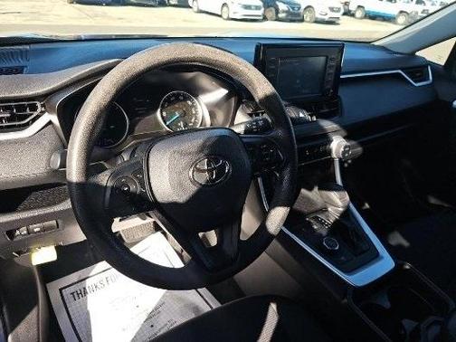 2019 Toyota RAV4 Hybrid LE