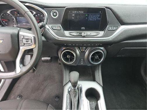 Summit White 2022 Chevrolet Blazer 2LT