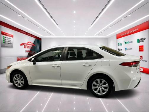 White 2022 Toyota Corolla LE