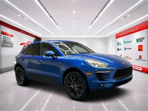 Blue 2016 Porsche Macan S