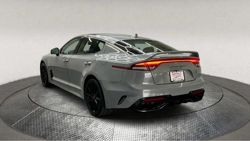 2022 Kia Stinger GT2