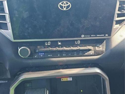 Pearl 2022 Toyota Tundra Limited