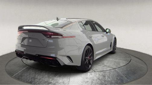 2022 Kia Stinger GT2