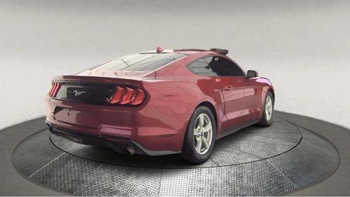 2021 Ford Mustang EcoBoost