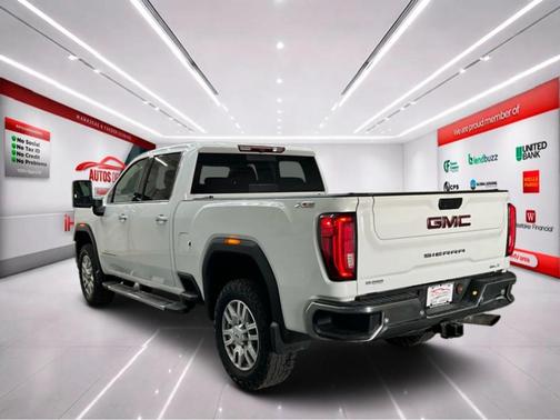 Summit White 2022 GMC Sierra 2500 SLT