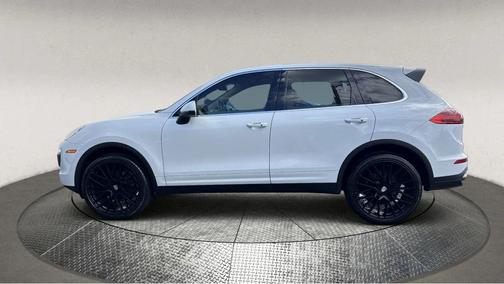 2016 Porsche Cayenne Base