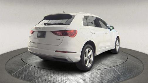 2021 Audi Q3 40 Premium
