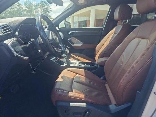 2021 Audi Q3 40 Premium