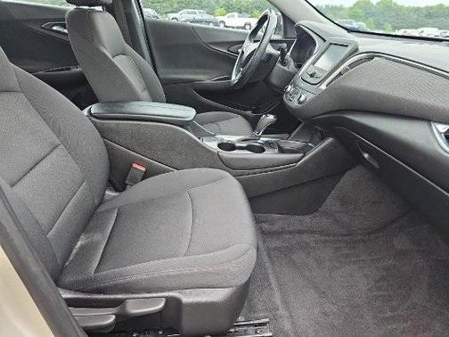 2016 Chevrolet Malibu Hybrid Hybrid