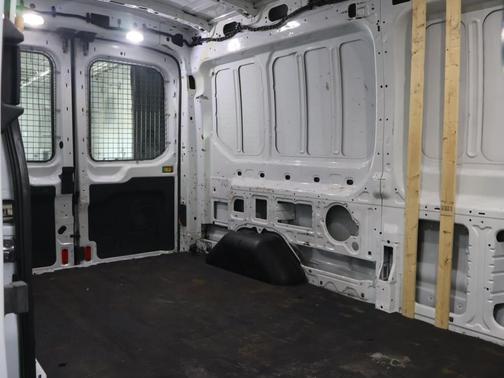 Oxford White 2020 Ford Transit-250 Base