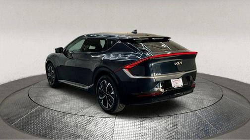2023 Kia EV6 Wind