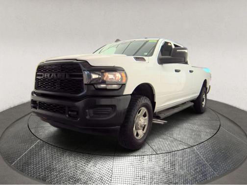 Bright White Clearcoat 2024 RAM 2500 Tradesman