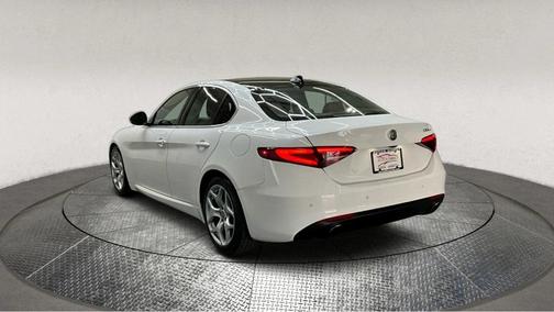 2020 Alfa Romeo Giulia Ti