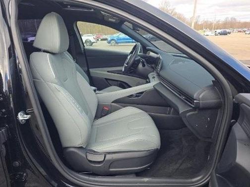 2024 Hyundai ELANTRA HEV Limited