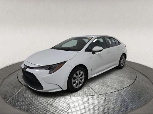White 2022 Toyota Corolla LE