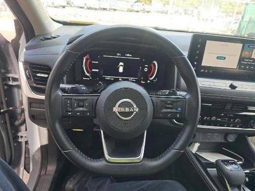 2024 Nissan Rogue Platinum