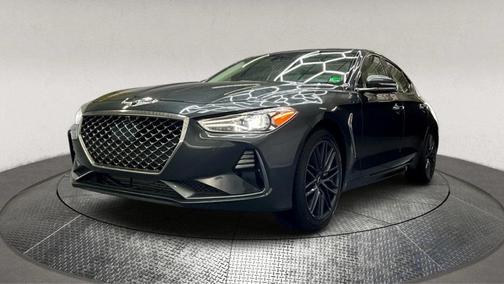 2019 Genesis G70 3.3T Design