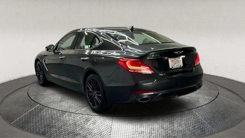 2019 Genesis G70 3.3T Design