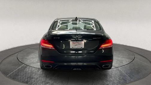 2019 Genesis G70 3.3T Design