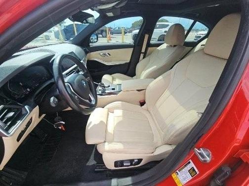 2019 BMW 330 i