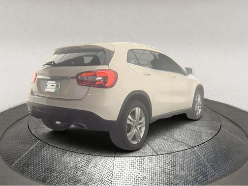 White 2018 Mercedes-Benz GLA 250 Base