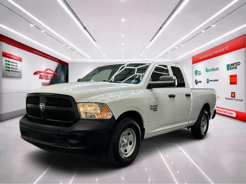 Bright White Clearcoat 2022 RAM 1500 Classic Tradesman