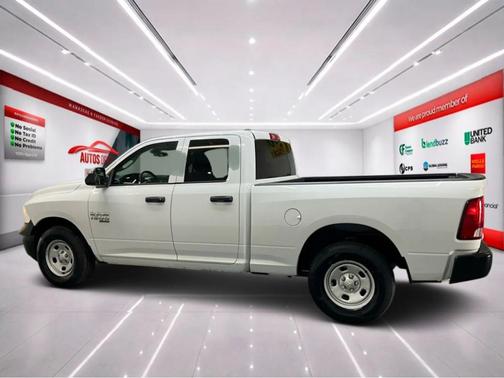 Bright White Clearcoat 2022 RAM 1500 Classic Tradesman