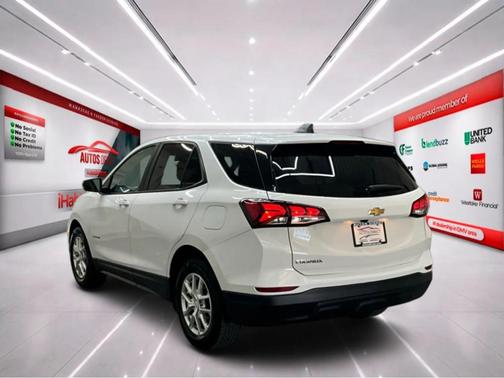 Summit White 2022 Chevrolet Equinox LS