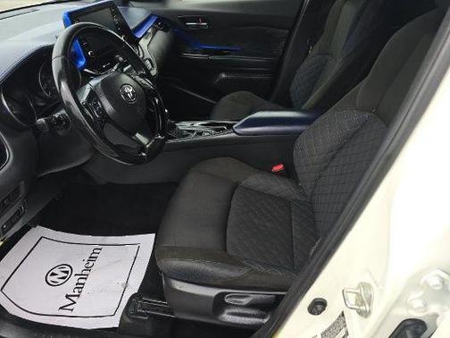 2021 Toyota C-HR XLE