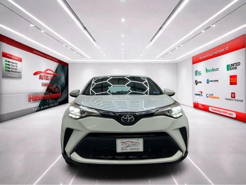 White 2021 Toyota C-HR XLE