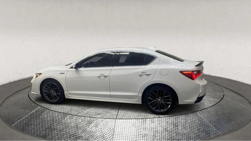 2020 Acura ILX w/Premium/A-SPEC Pkg