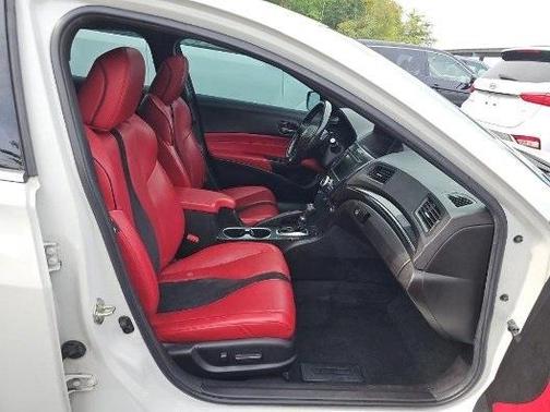 2020 Acura ILX w/Premium/A-SPEC Pkg