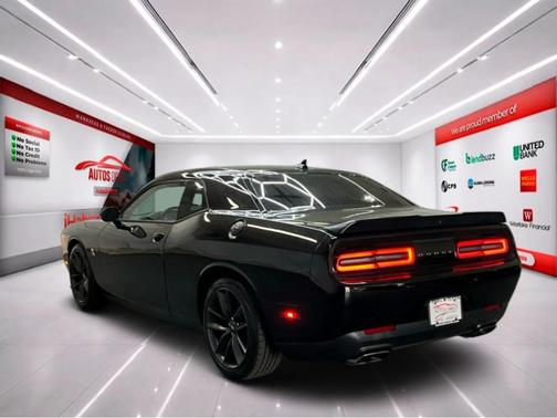 Pitch Black Clearcoat 2019 Dodge Challenger R/T Scat Pack