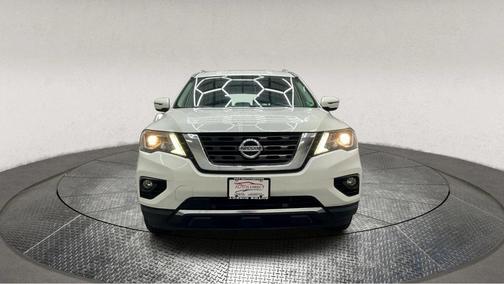 2019 Nissan Pathfinder SV