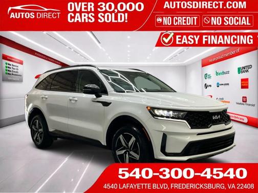 Glacial White Pearl 2022 Kia Sorento S