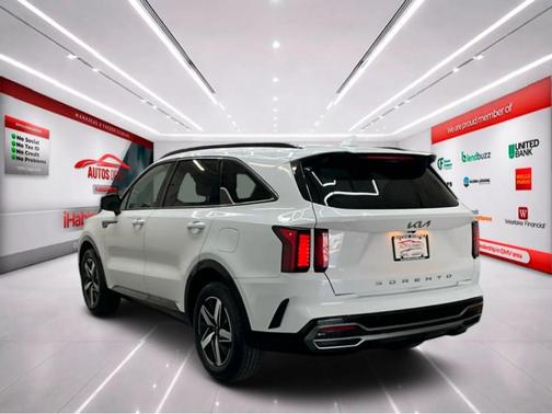 Glacial White Pearl 2022 Kia Sorento S