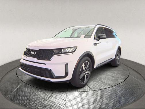 Glacial White Pearl 2022 Kia Sorento S