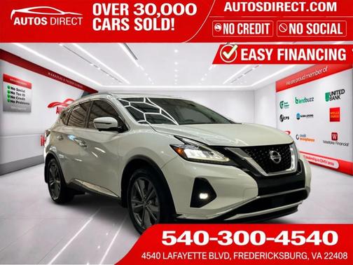 White 2019 Nissan Murano Platinum