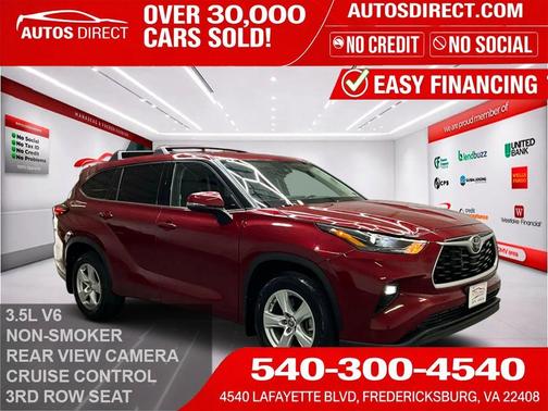 Red 2022 Toyota Highlander LE