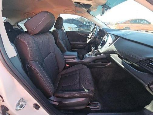 Crystal White Pearl 2022 Subaru Legacy Premium